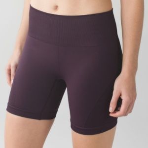 lululemon athletica Women's Shorts - Dark Purple